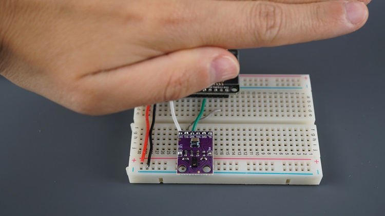 ESP32 with APDS9960 - Testing Gesture Detection